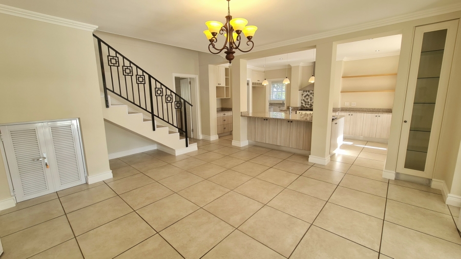 5 Bedroom Property for Sale in The Village Western Cape